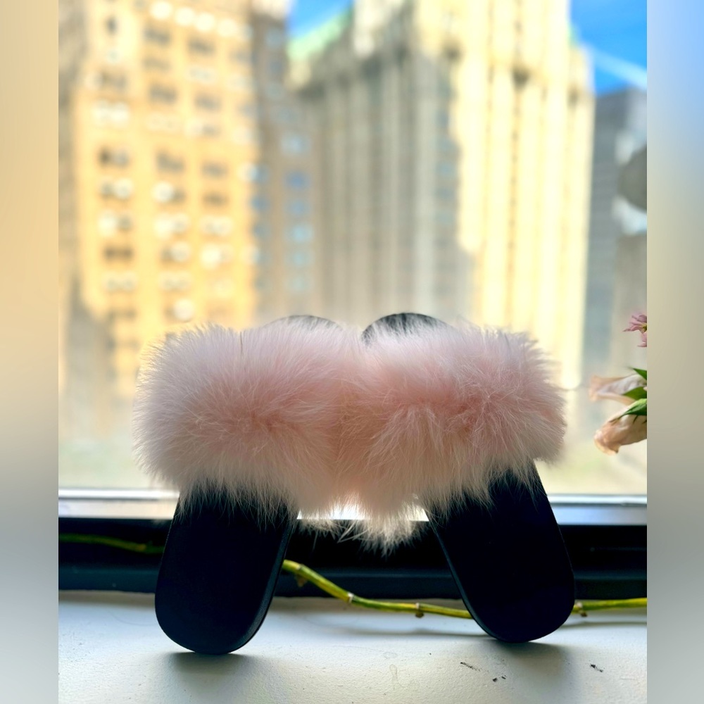Light Pink Genuine Fox Fur Slides Size 7